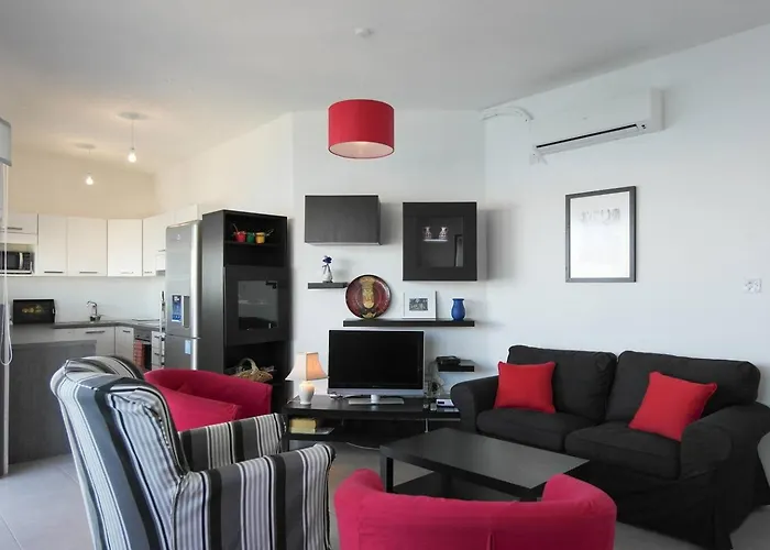 Mel 2 2Bed Seaview In Ghadira By Homely