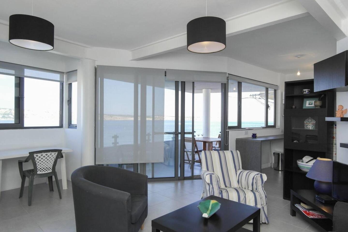 Mel 2 2bed Seaview In Ghadira By Homely *